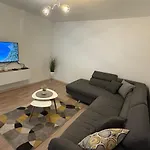 Center Apartman *