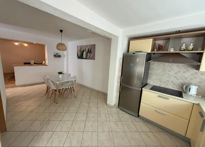 Apartment Center